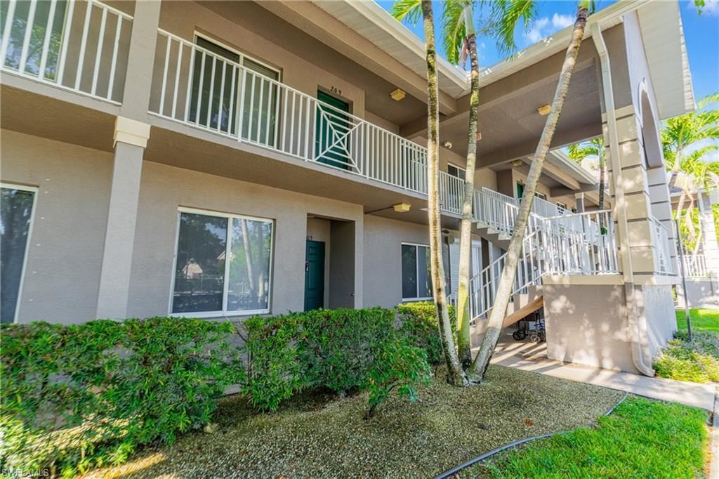 5480 16th Pl Sw, Unit 203, Naples, FL 34116 Photo