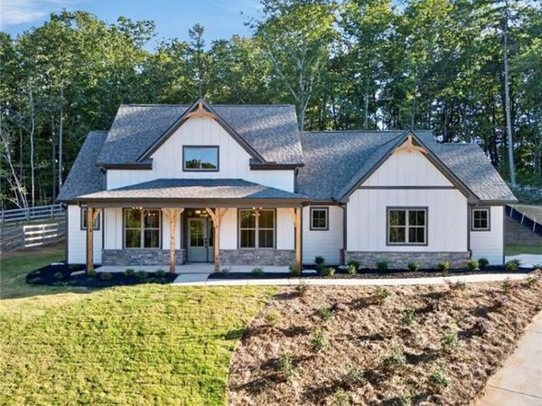 141 Hannahs Court, Dawsonville, GA 30534
