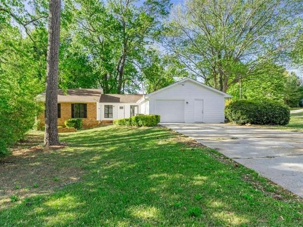 2254 Lisbon Lane , Jonesboro, GA 30236
