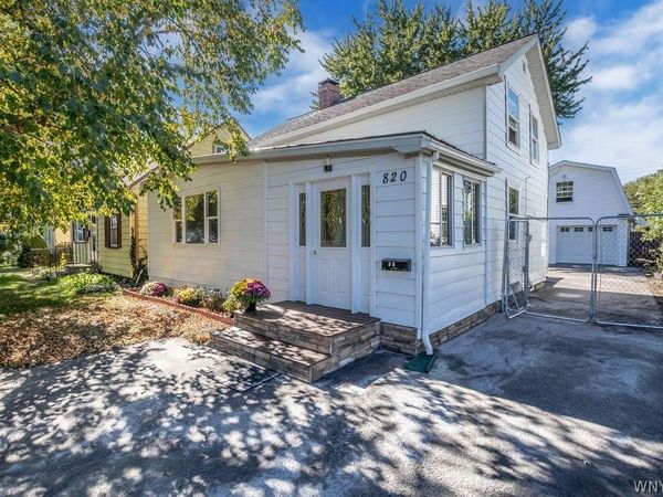 820 Sweet Home Road , Buffalo, NY 14226