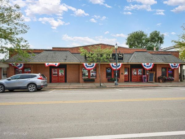 161 Center Street , Grayslake, IL 60030