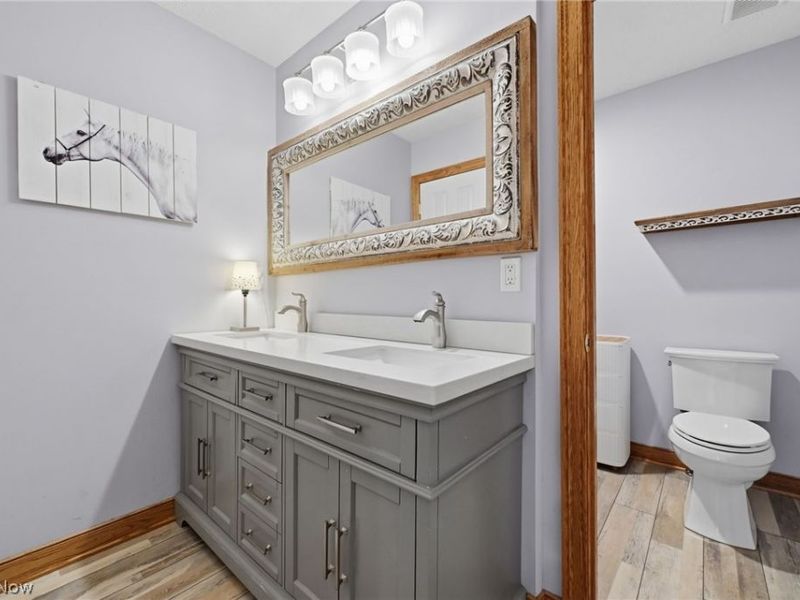 18643 Comstock Circle, Middleburg Heights, OH 44130 Photo 24