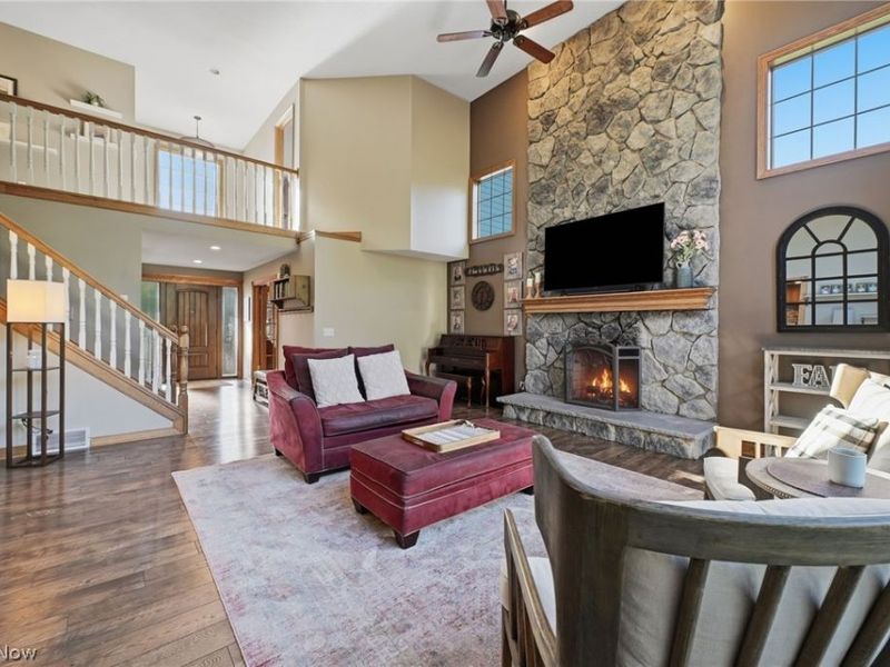 18643 Comstock Circle, Middleburg Heights, OH 44130 Photo 8