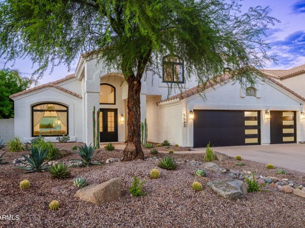 5542 E ANDERSON Drive, Scottsdale, AZ 85254