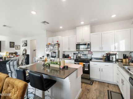 613 Pleasant Vis Drive, Reno, NV 89506 Photo