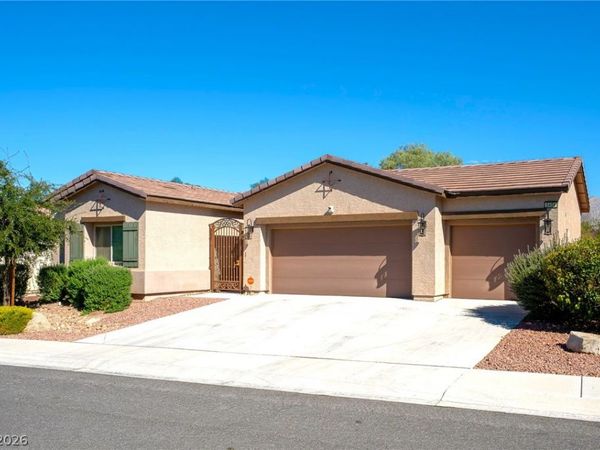 5458 E Volterra Drive , Pahrump, NV 89061