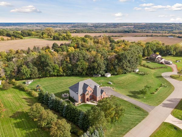 28245 Grandview Drive, Belle Plaine, MN 56011