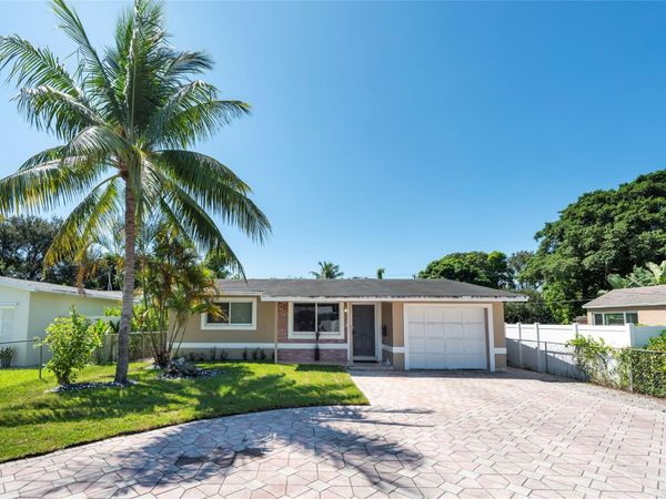 2726 ADAMS Street, Unit 2, Hollywood, FL 33020