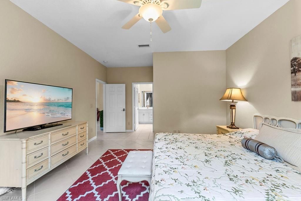 689 Crossfield Cir, Naples, FL 34104 Photo