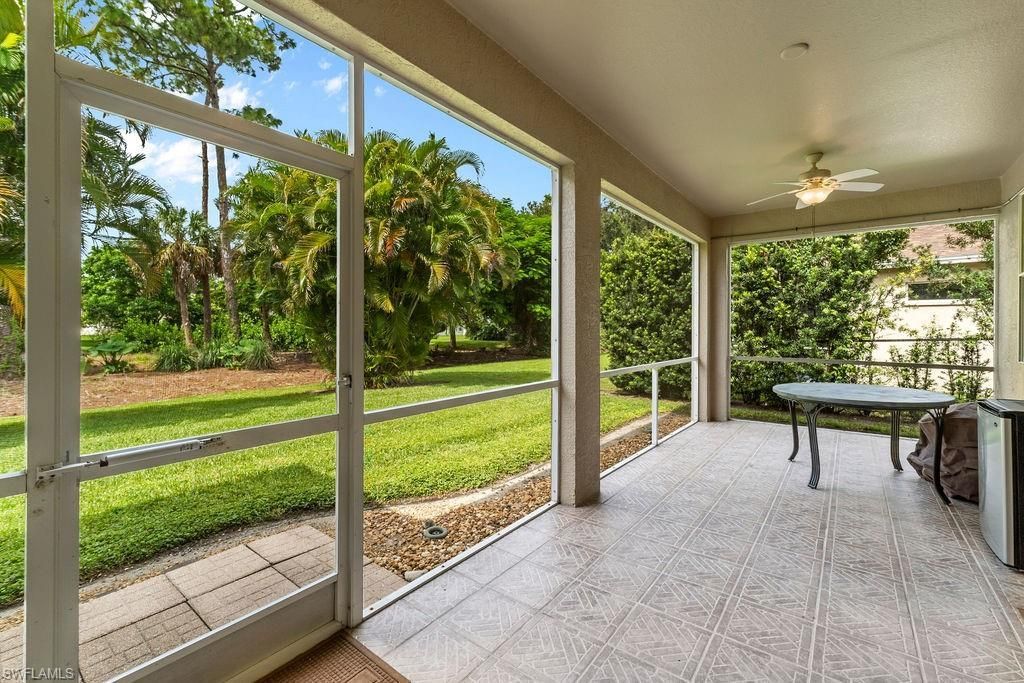 689 Crossfield Cir, Naples, FL 34104 Photo