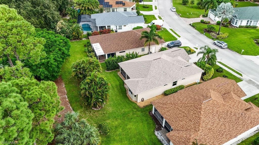 689 Crossfield Cir, Naples, FL 34104 Photo