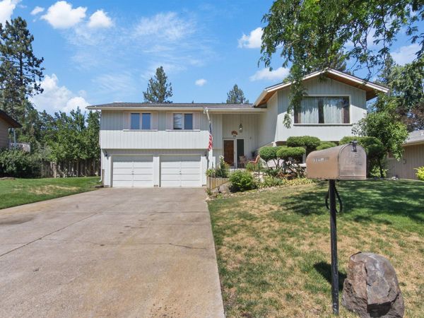 25 E Salmon Ave, Spokane, WA 99218