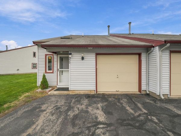 230 Stonebridge Drive, Unit 230L, Nashua, NH 03063