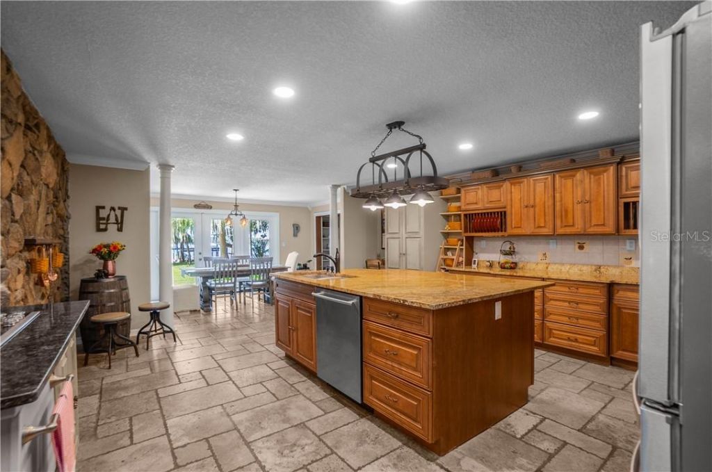 85 S Hunting Lodge Drive , Inverness, FL 34453 Photo