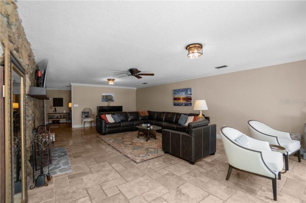 85 S Hunting Lodge Drive , Inverness, FL 34453 Photo