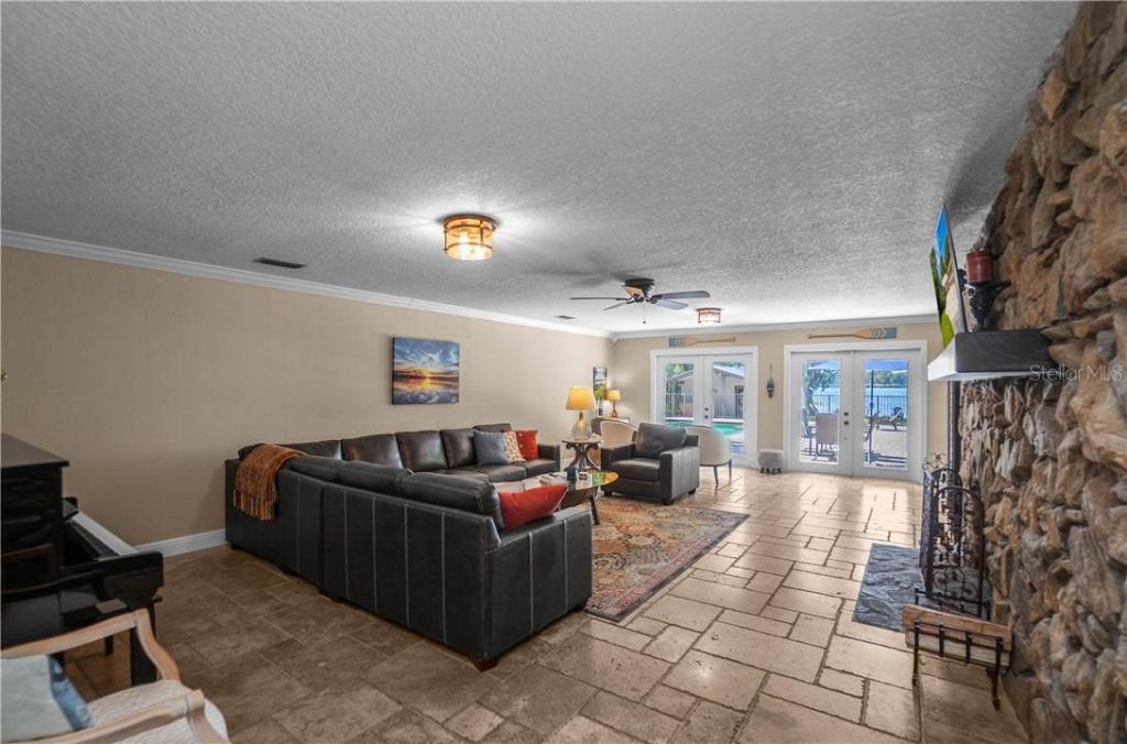 85 S Hunting Lodge Drive , Inverness, FL 34453 Photo