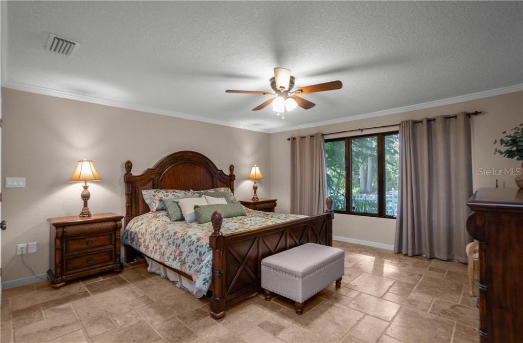 85 S Hunting Lodge Drive , Inverness, FL 34453 Photo