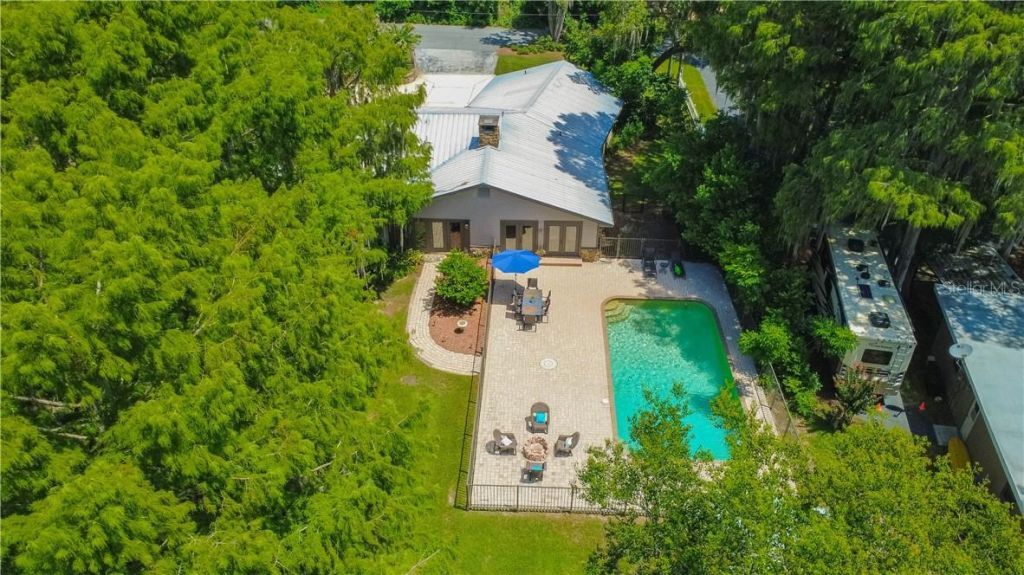 85 S Hunting Lodge Drive , Inverness, FL 34453 Photo