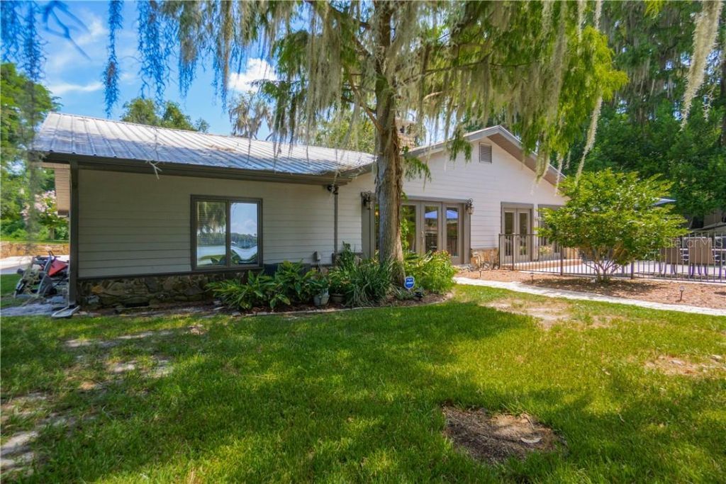 85 S Hunting Lodge Drive , Inverness, FL 34453 Photo