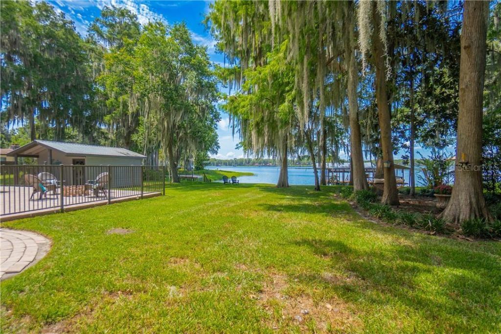85 S Hunting Lodge Drive , Inverness, FL 34453 Photo