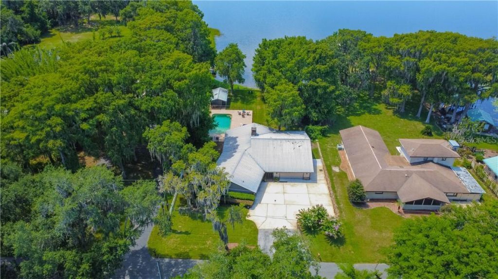 85 S Hunting Lodge Drive , Inverness, FL 34453 Photo