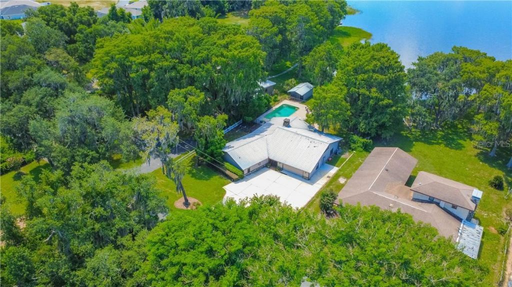 85 S Hunting Lodge Drive , Inverness, FL 34453 Photo