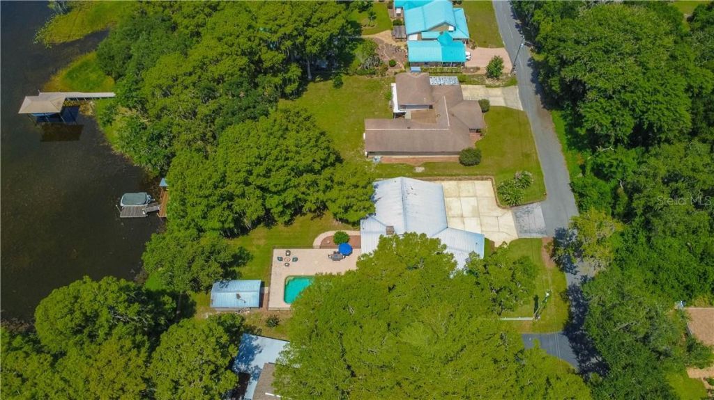 85 S Hunting Lodge Drive , Inverness, FL 34453 Photo