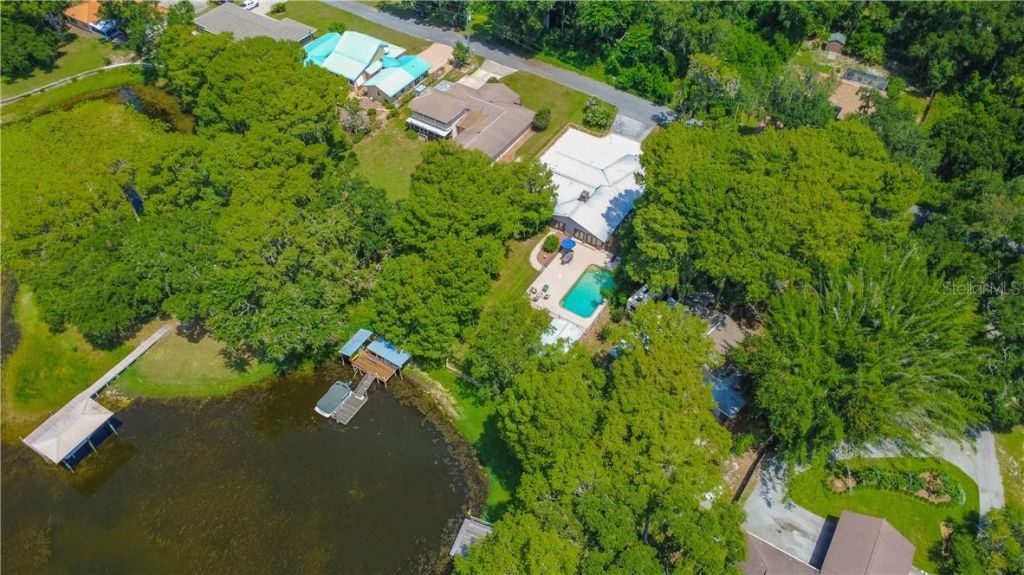 85 S Hunting Lodge Drive , Inverness, FL 34453 Photo