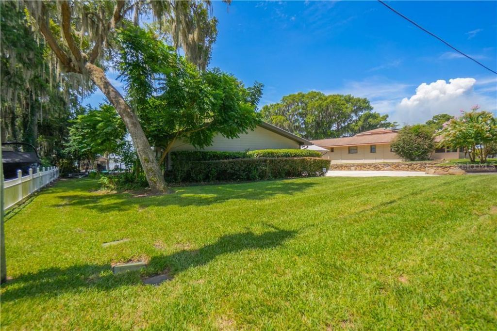 85 S Hunting Lodge Drive , Inverness, FL 34453 Photo