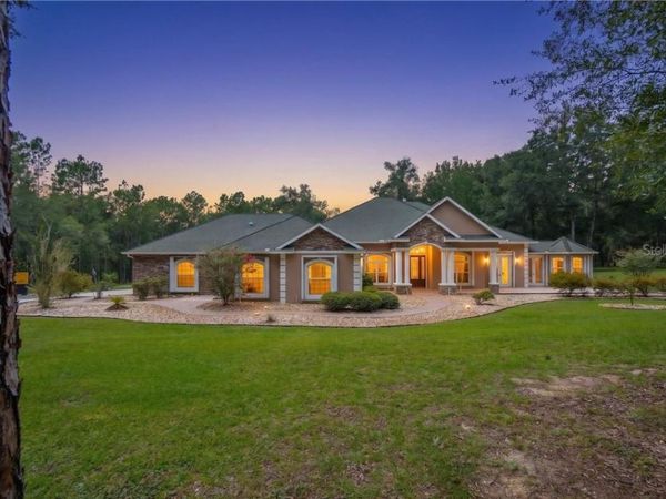 9810 S Berkshire AVENUE , Inverness, FL 34452