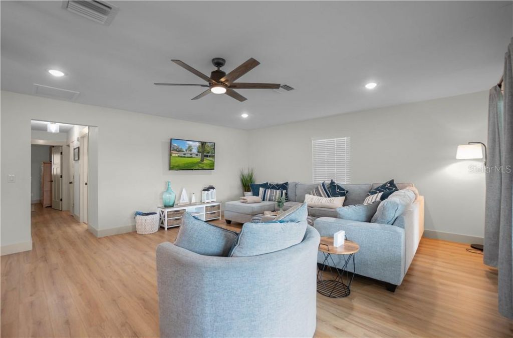 520 Lakewood Drive, Inverness, FL 34450 Photo