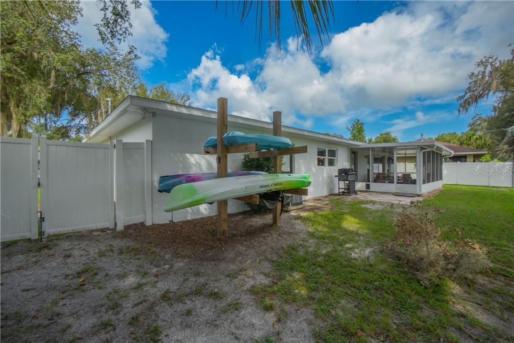 520 Lakewood Drive, Inverness, FL 34450 Photo