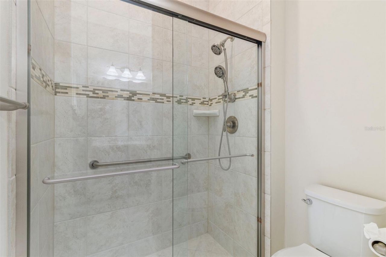 16293 Camden Lakes Circle, Naples, FL 34110 Photo