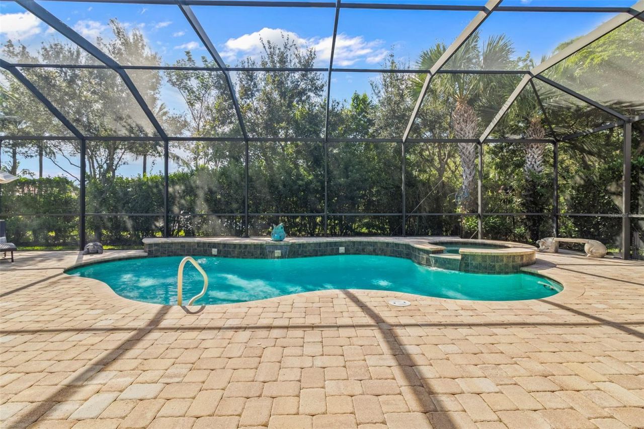 16293 Camden Lakes Circle, Naples, FL 34110 Photo