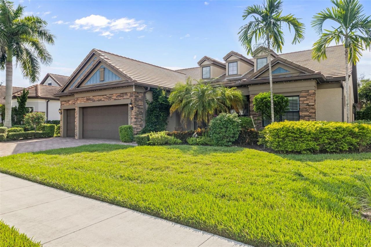 16293 Camden Lakes Circle, Naples, FL 34110 Photo