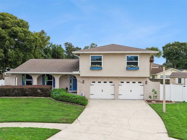 2228 KING CHARLES COURT , WINTER PARK, FL 32792