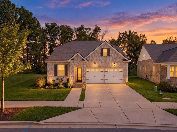 432 Gingerwood Ln, Hendersonville, TN 37075