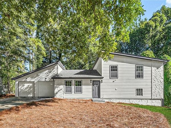 2868 Kathryn Circle SW, Atlanta, GA 30331