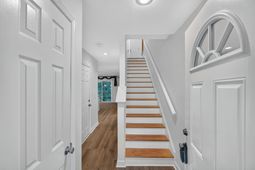 2862 Mackenzie Court photo 4