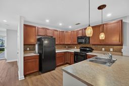 2862 Mackenzie Court photo 4