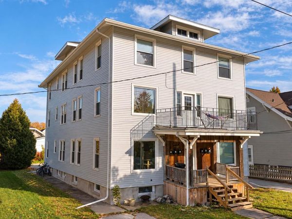 1115 S 15TH STREET, Manitowoc, WI 54220