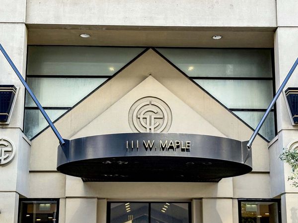 111 W Maple Street , Unit 1608, Chicago, IL 60610