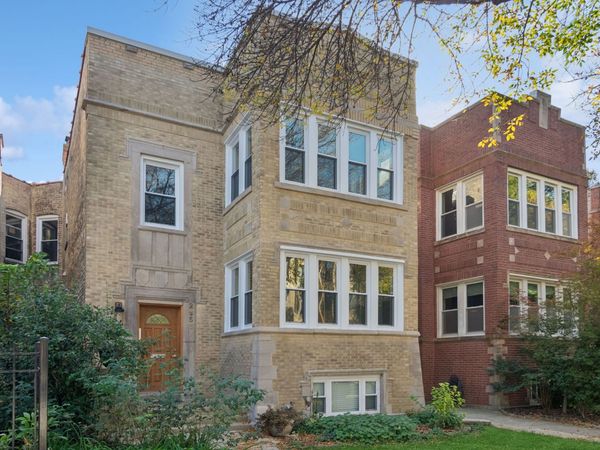 2653 W Winnemac Avenue, Chicago, IL 60625