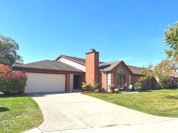 9234 Oak Run East Drive , Indianapolis, IN 46260