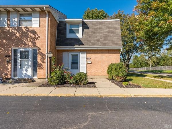 501 Adrian Court, Brookville, OH 45309