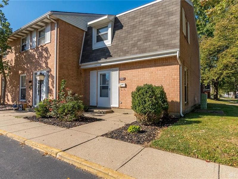 501 Adrian Court, Brookville, OH 45309 Photo 2