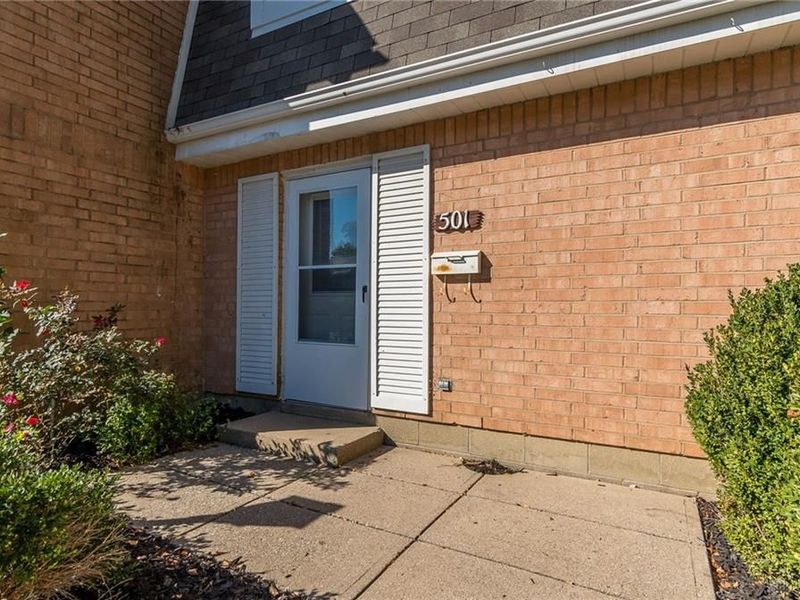 501 Adrian Court, Brookville, OH 45309 Photo 3