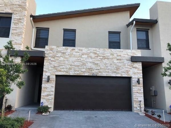 10552 NW 78th Ter , Doral, FL 33178