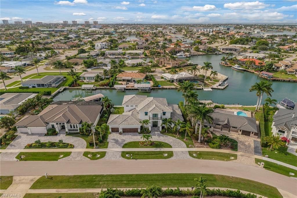 920 Iris Ct, Marco Island, FL 34145 Photo
