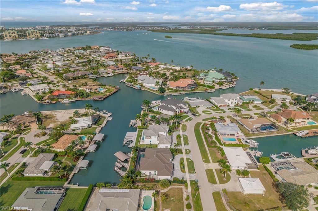 920 Iris Ct, Marco Island, FL 34145 Photo